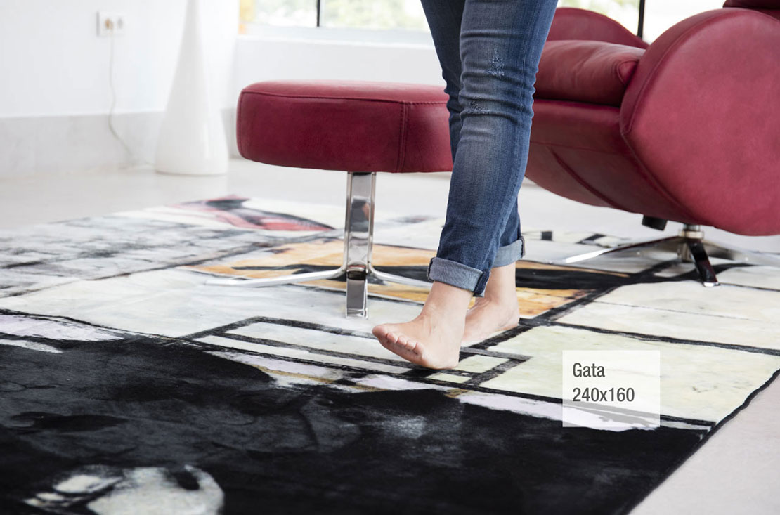 ACCESSORIES Rugs Patterned Rugs Furniture store in Montreal