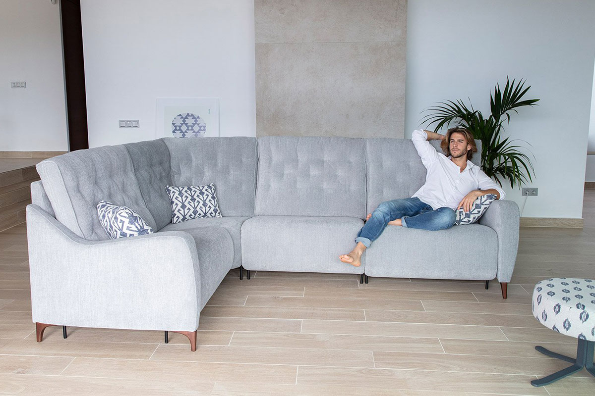 Modern Sectional Sofas Avalon Fama