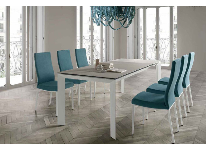 Modern Table Montreal