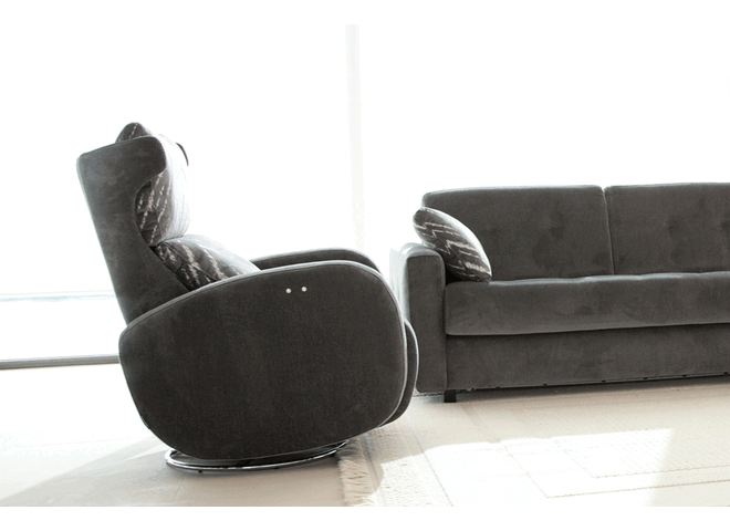 Custom accent chair Montreal