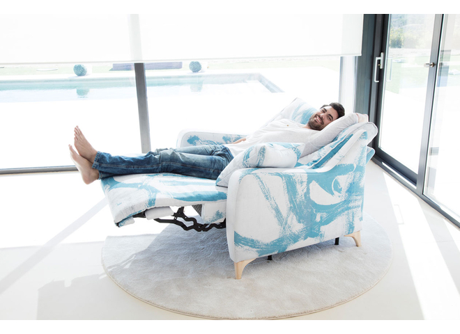 Modern armchair Quebec