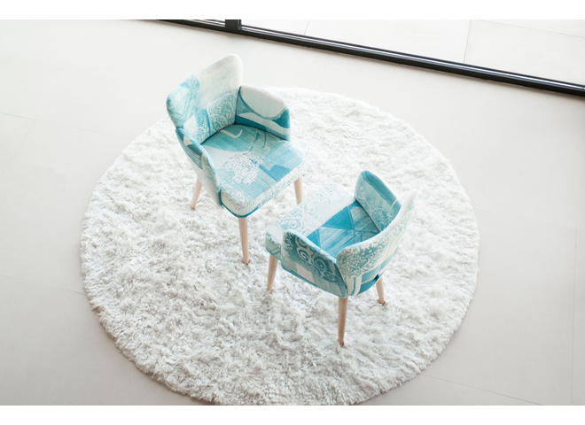 Modern chair Quebec