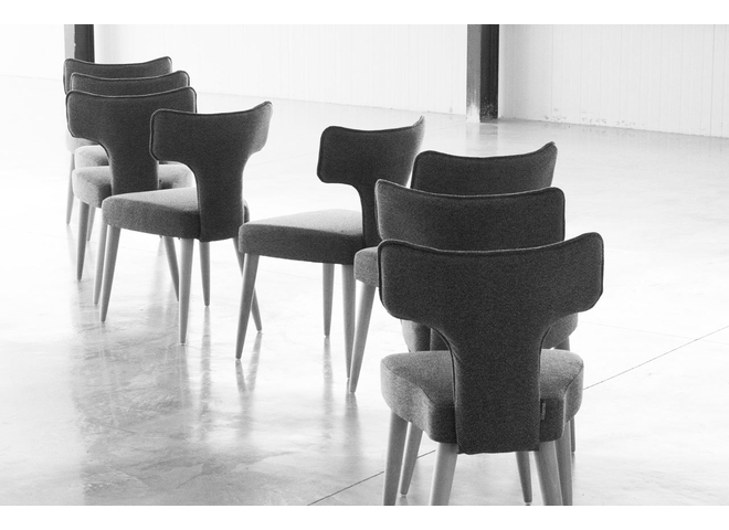 Modern European chair Mongtreal