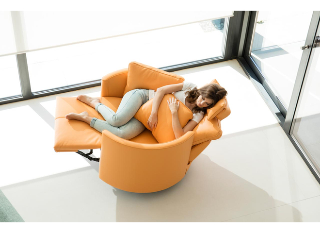 Modern European armchair Montreal
