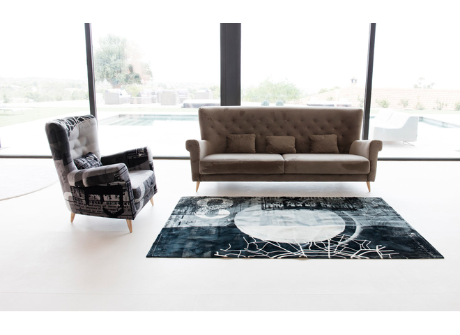 Modern chair Montreal