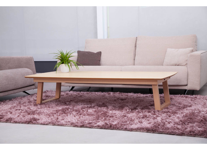 Modern European table Quebec2