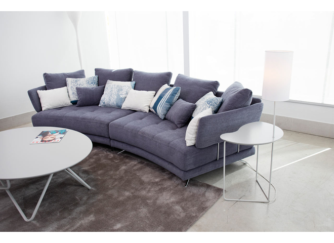 Modern European table Ottawa